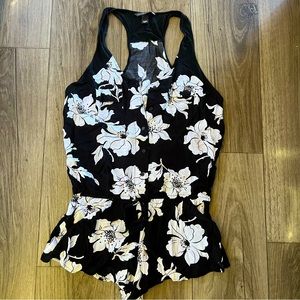Victoria’s Secret Hawaiian style romper. Size M